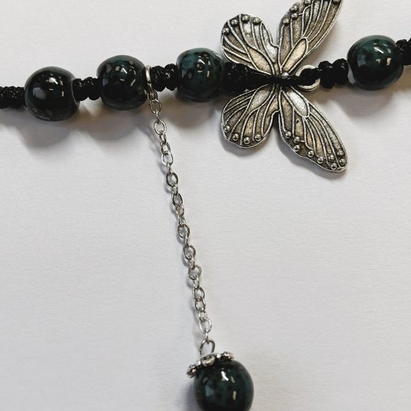 Dark Green Bead Silver Butterfly Pendant Charm Pray Vintage Necklace - Picture 4 of 16